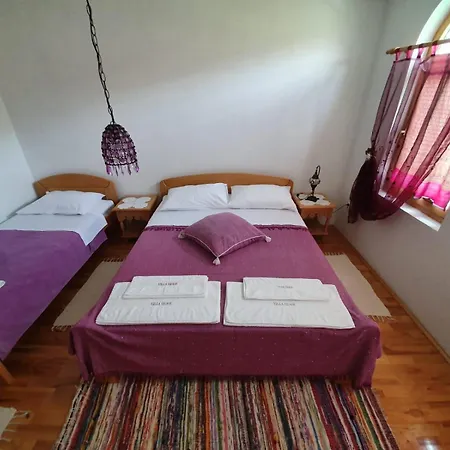 Πανσιόν Velagic 3*